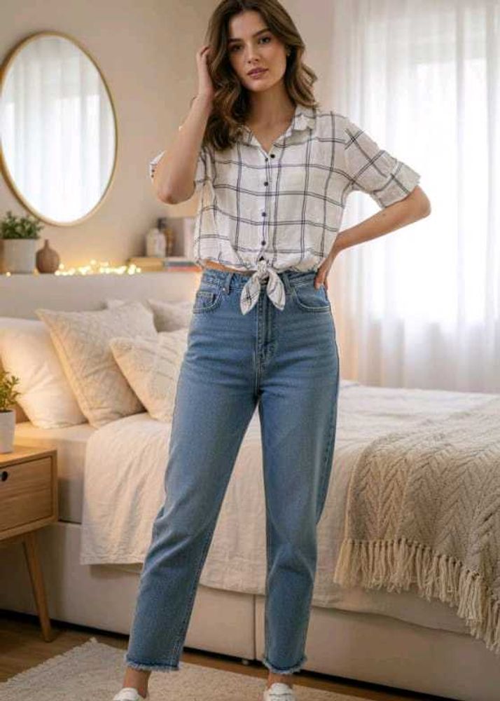 Zudio White Crop Shirt With Black Lining