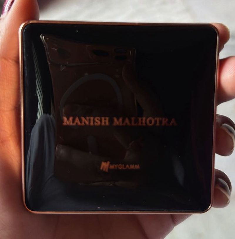 MyGlamm Manish Malhotra Compact
