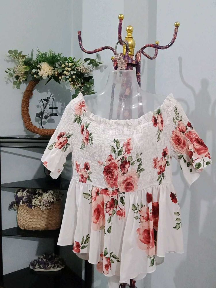 Sweet Floral Top