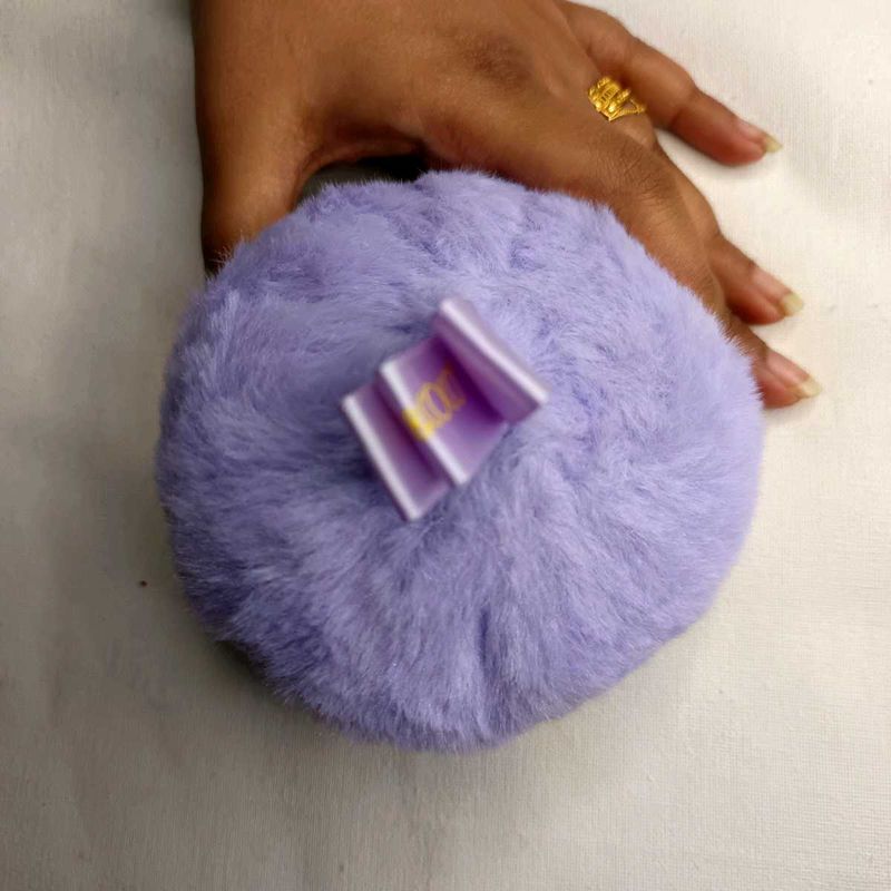 Kevin And Coco Pompom Highlighter