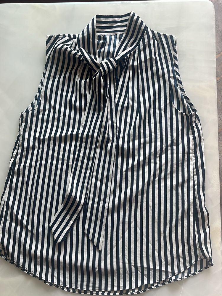 Striped Tie-Neck Sleeveless Blouse