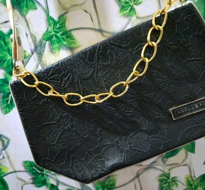Charles &amp; Keith Clutch