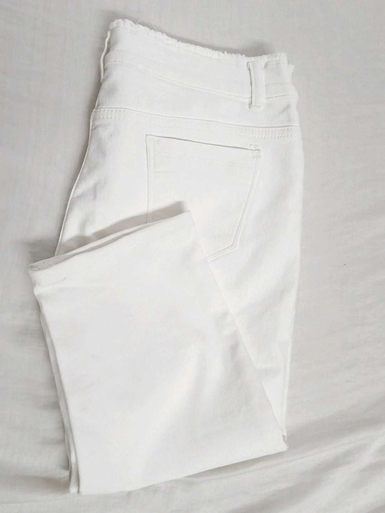 White Capri Pants