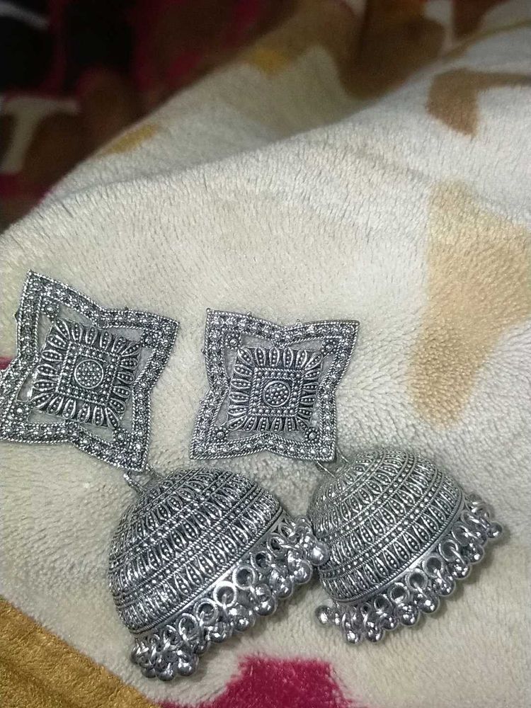 Silver Jhumka Earrings
