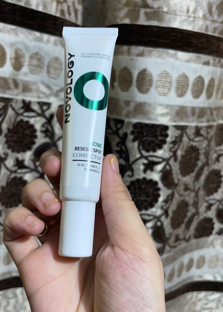 Novology Acne Spot Corrector