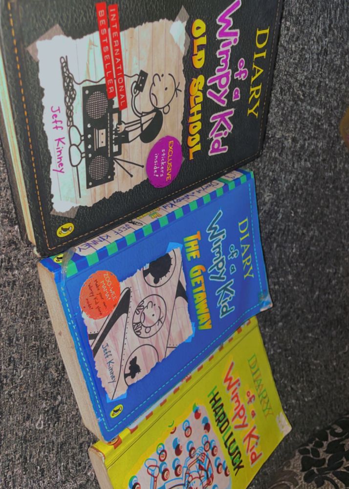 Set of 4 wimpy kid books