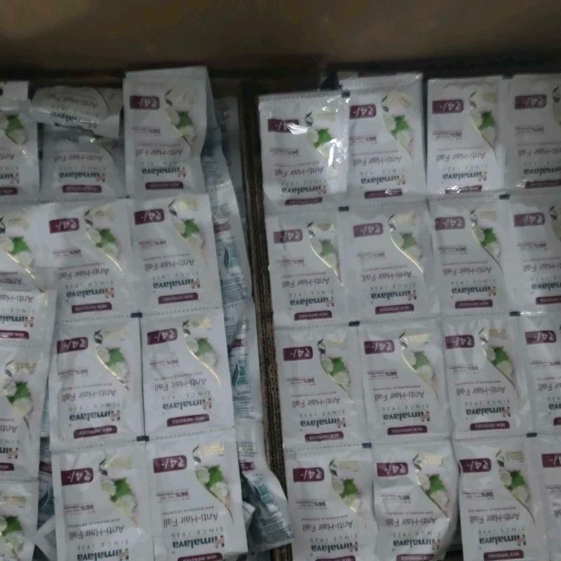 100 Pouches @ Rs.165