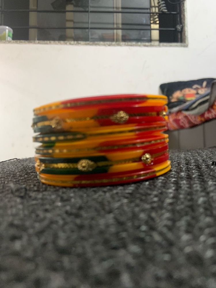 Colorful Lac Bangles