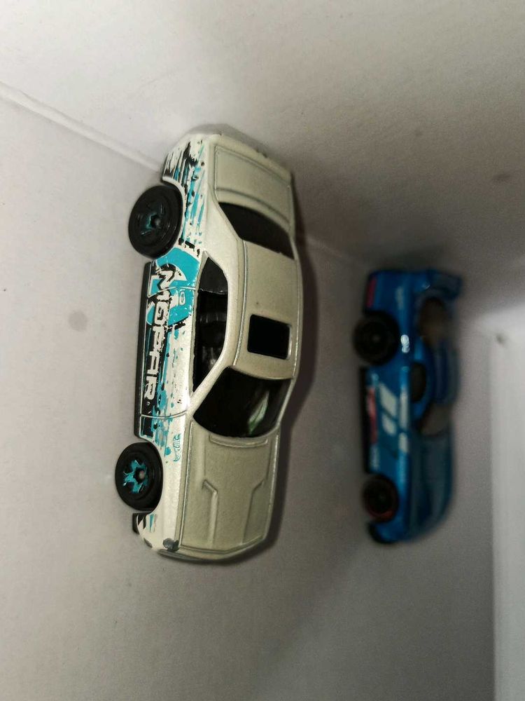 Toy Car Bundle, ALSO GET FREE MARVEL GIFT
