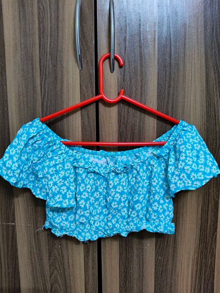 ZARA Off Shoulder Crop Top and Shorts Co-ords