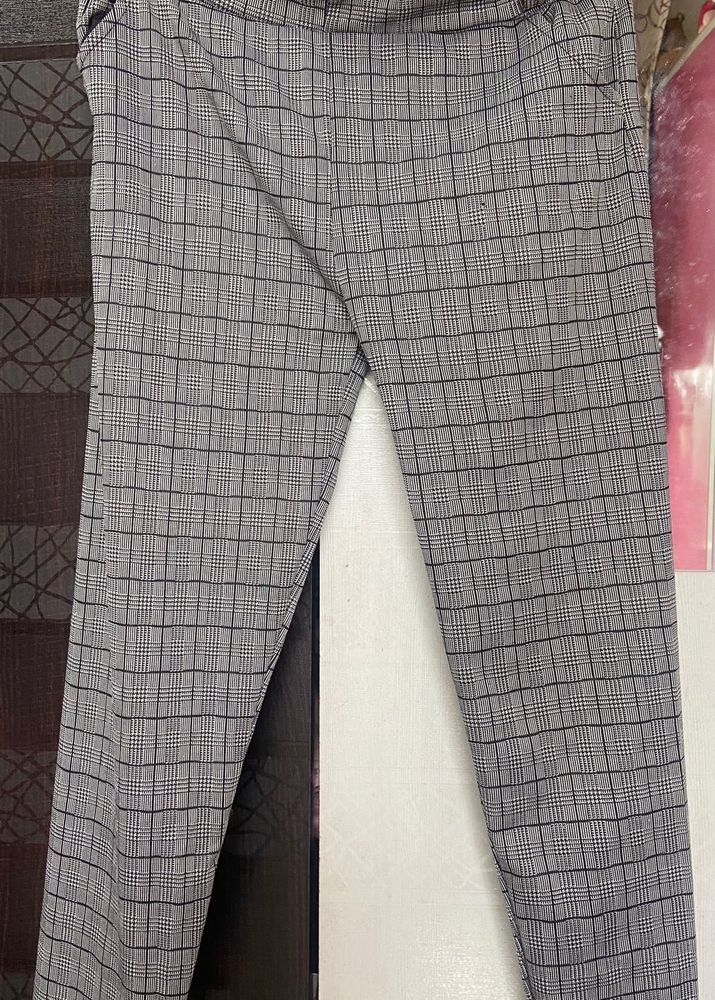 Grey Plaid Pants Houndstooth
