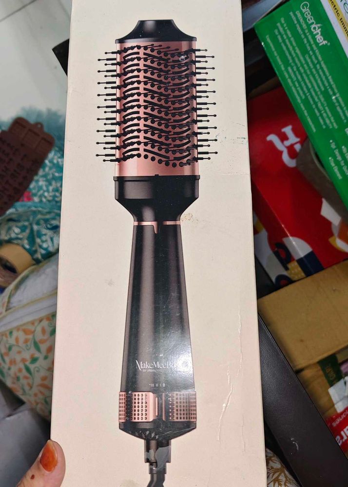 Urban yog Makemebold Air Brush Hair Straightener