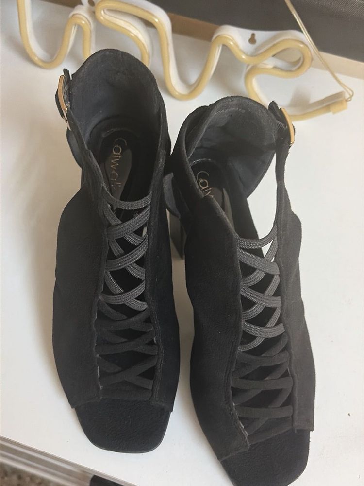 Catwalk women booties