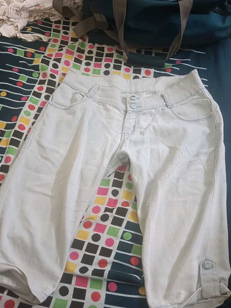 Capri Denim Pants