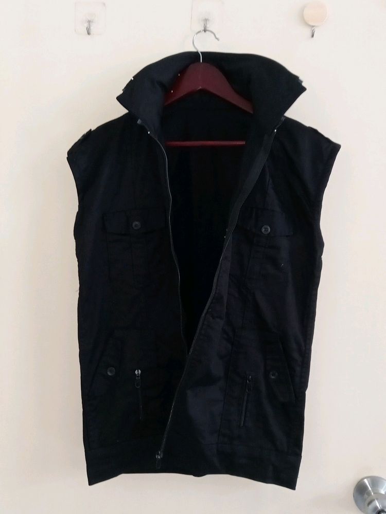Black Collar Zipped With hoodie Multi pocket Coat