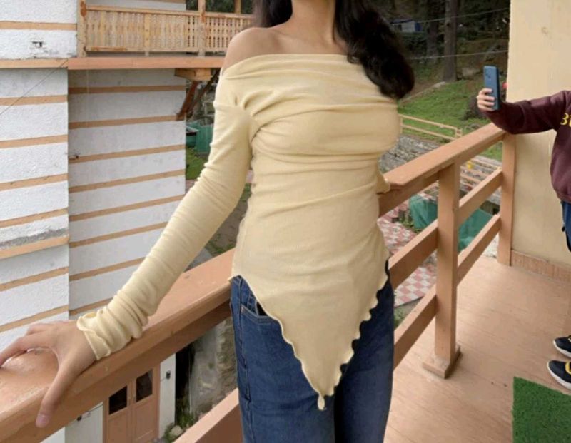 Cute Assymetrical Long Sleeve Top