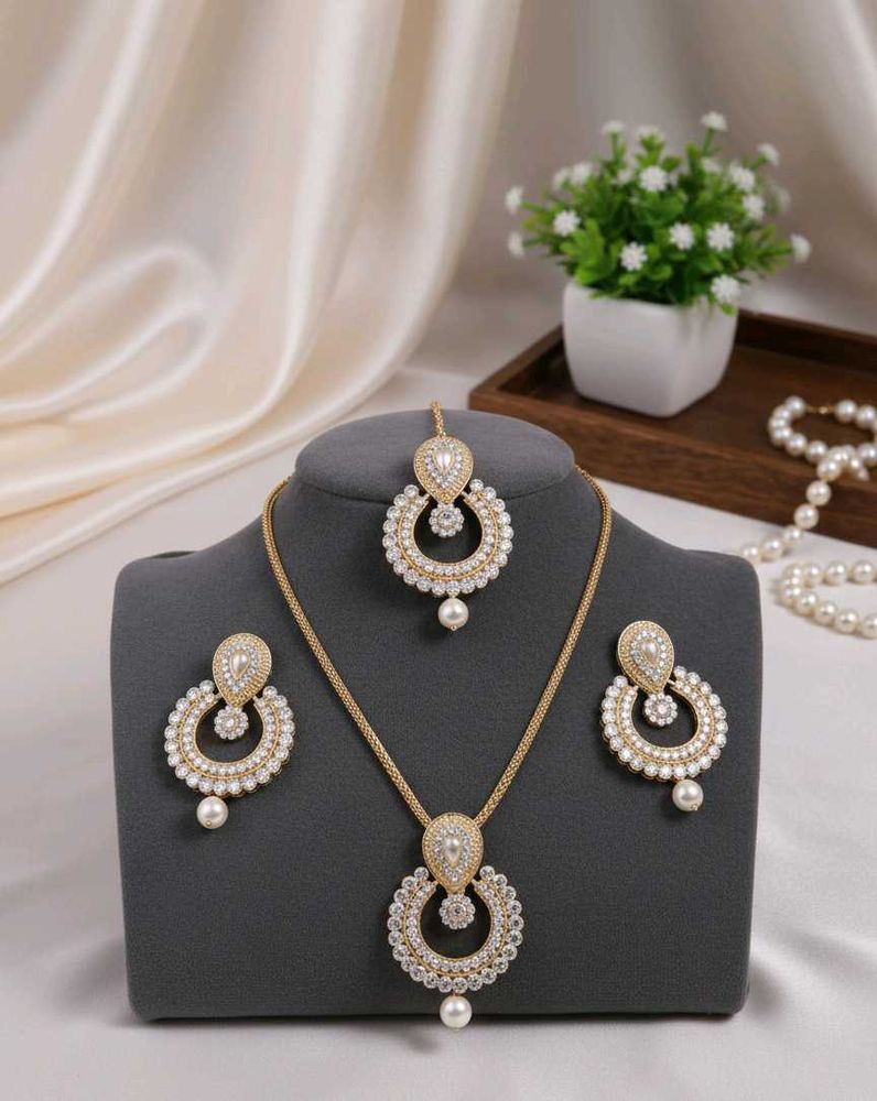 Elegant Jewelry Set