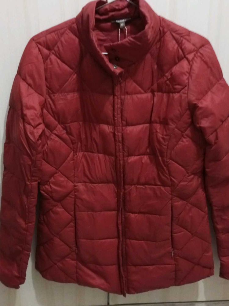Red Puffer Jacket white tshirt(free)