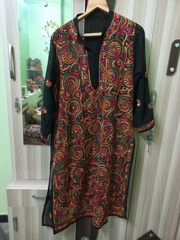 Black Kurti