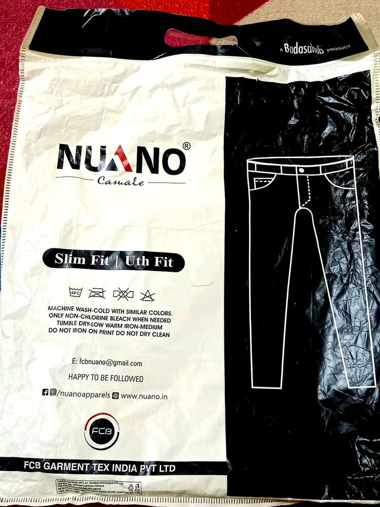 Stylish Blue Jeans 32 New Condition