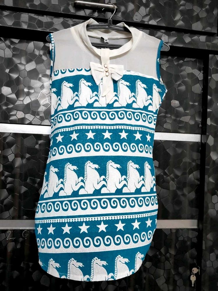 Printed Top with Bow Detail