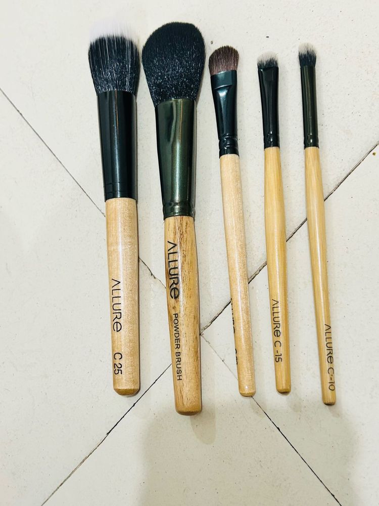 Allure Makeup Brush Set (5 Pieces)