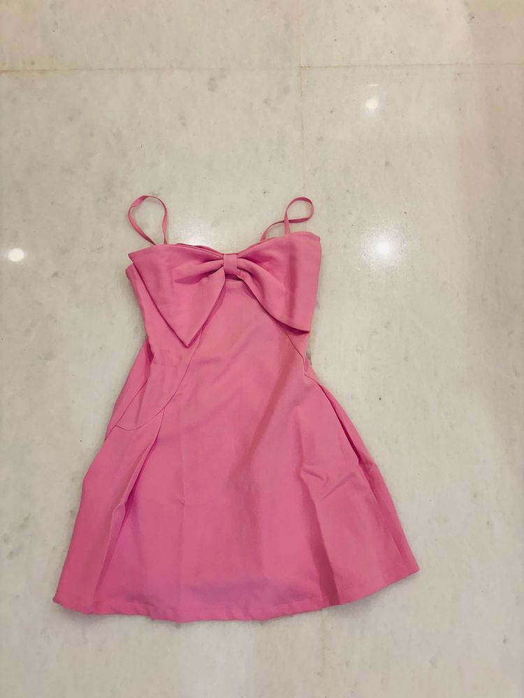 PINK BOW DRESS ❤️