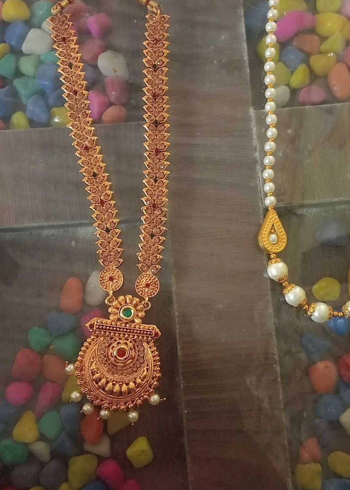 Elegant Necklace Set