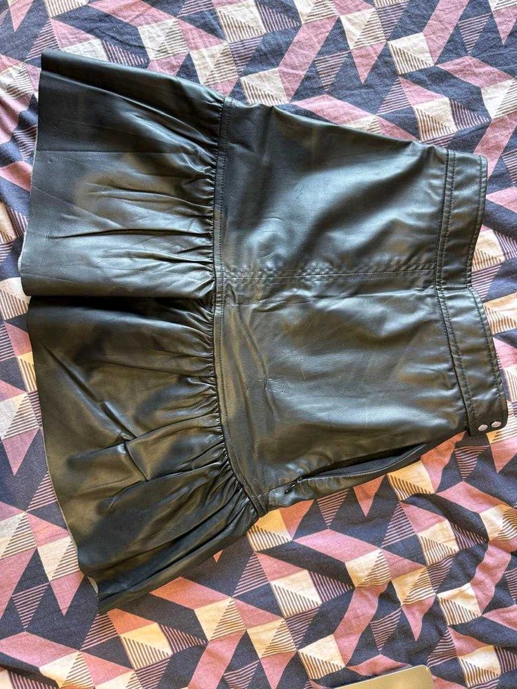 H&amp;M Black Leather Skirt