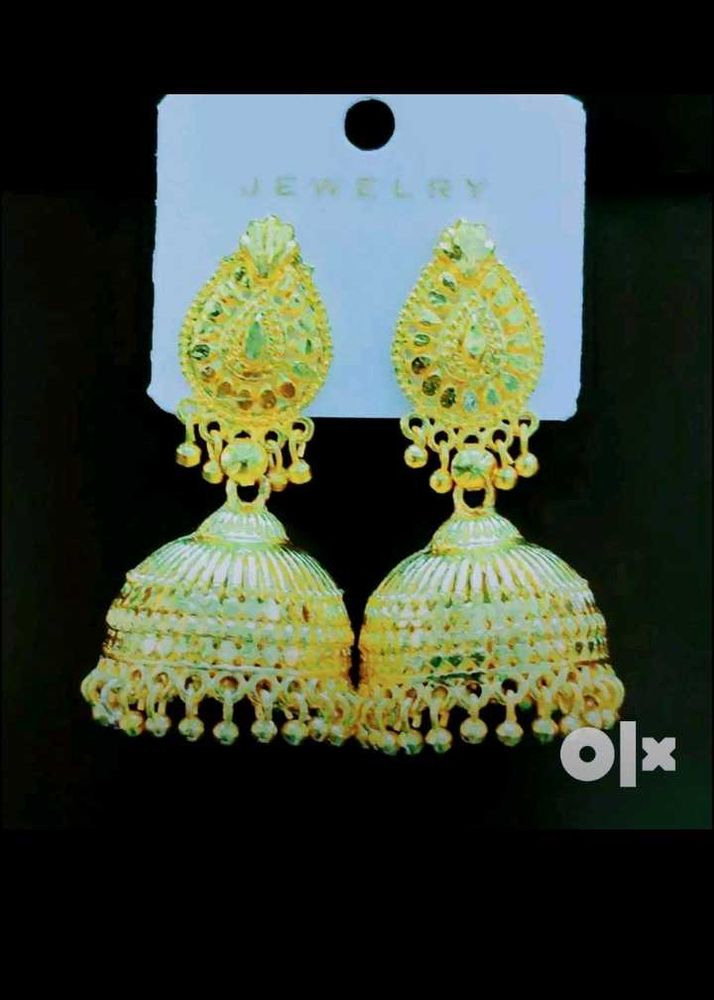Medium Size Earrings