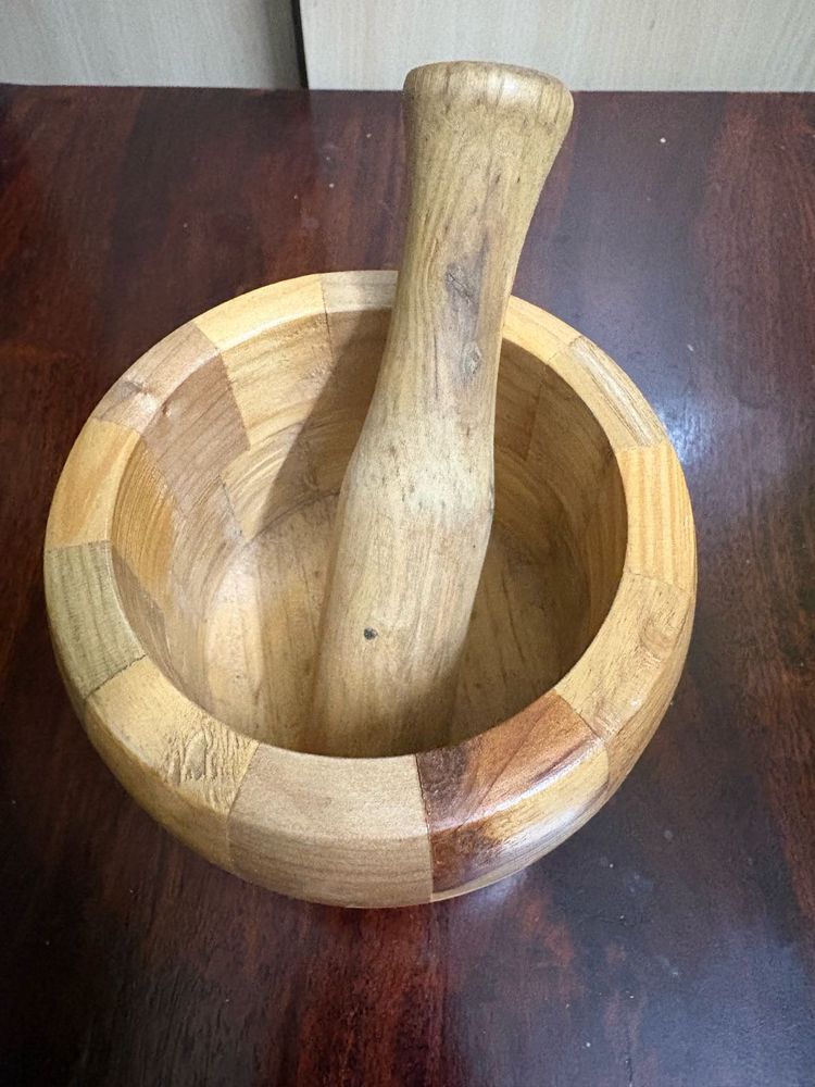 Wooden Mortar and Pestle Set