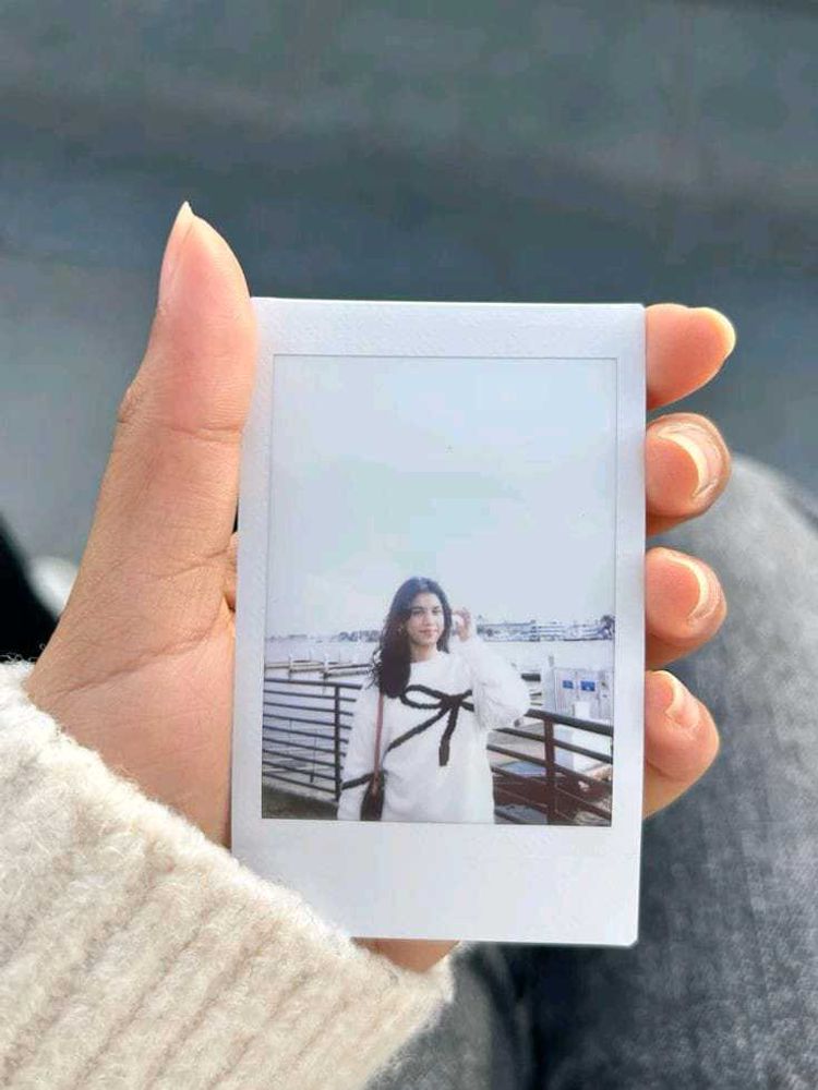 Only ₹10  For Polaroids 😍😍