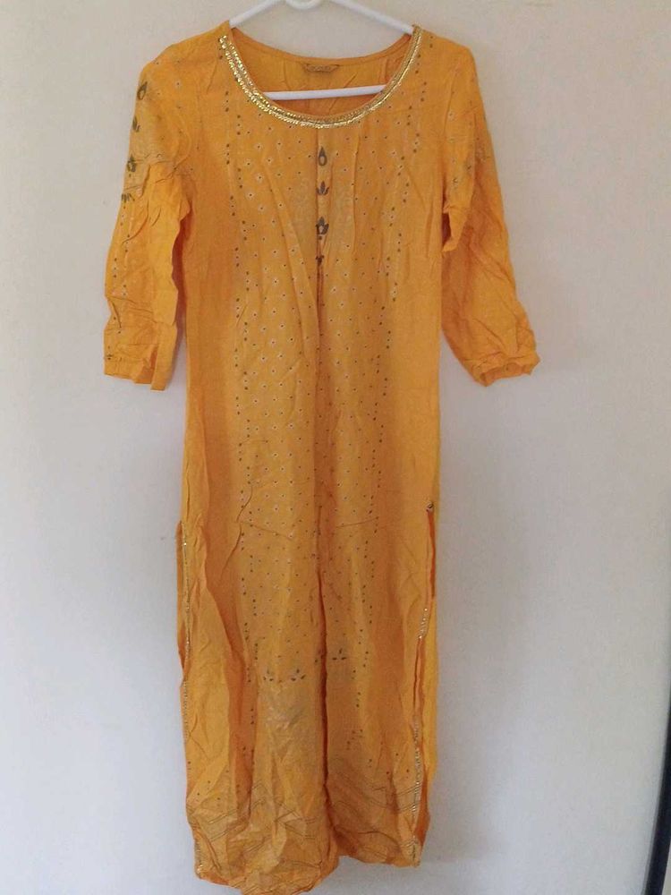 Aurelia Kurta