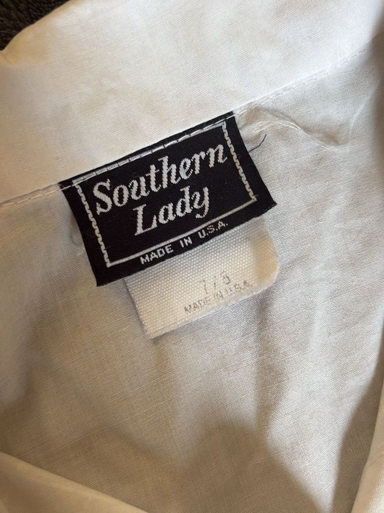 Vintage Southern Lady Top