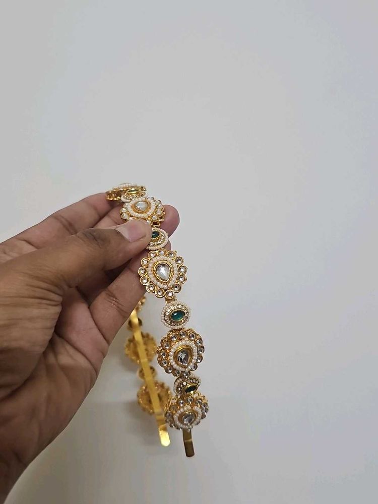 Elegant Kundan Pearl Hairband by Soni Sapphire