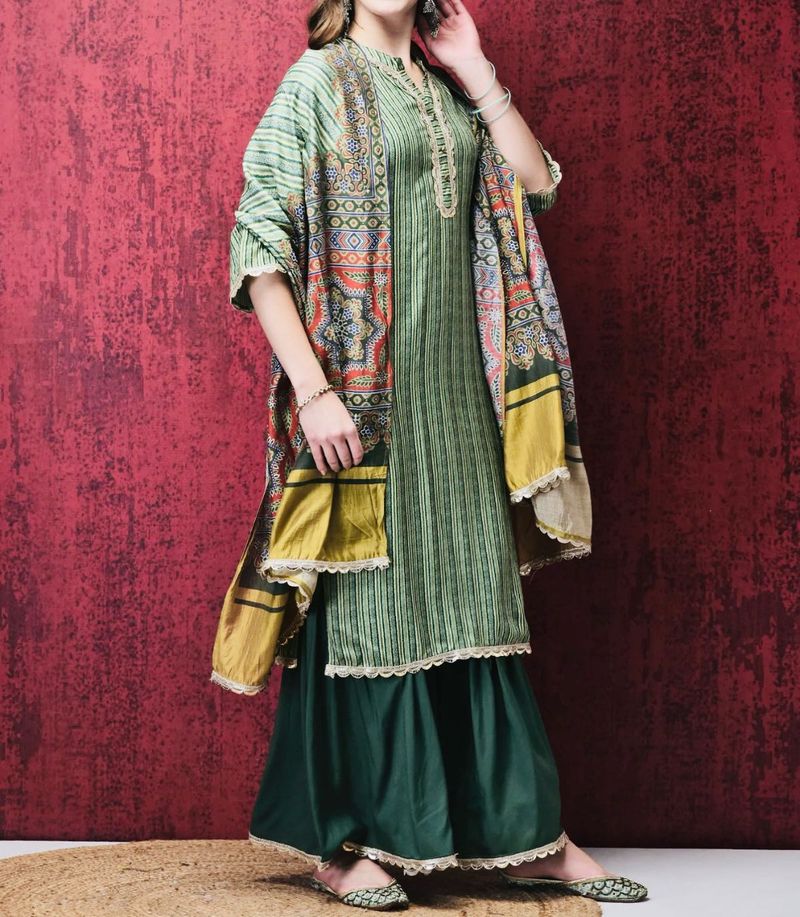 Green Kurta-Sharara Set &amp; Dupatta 🦚