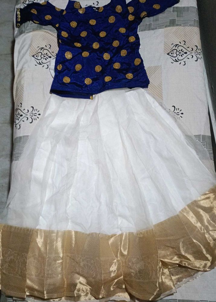 Navy blue and white lahenga