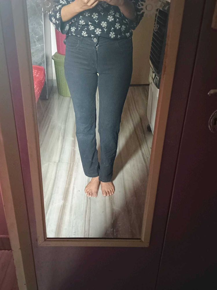 Black Jeans