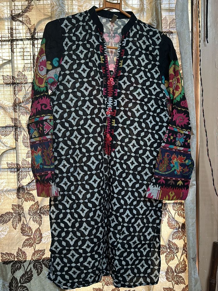 pakistani kurti brand ethnic