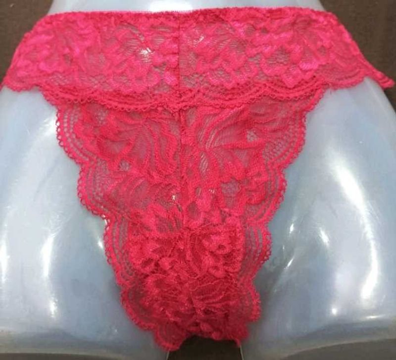 Pink Lace Thong Panty 💚