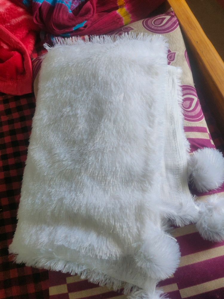 White Fur Winter Stole &amp;  shawle