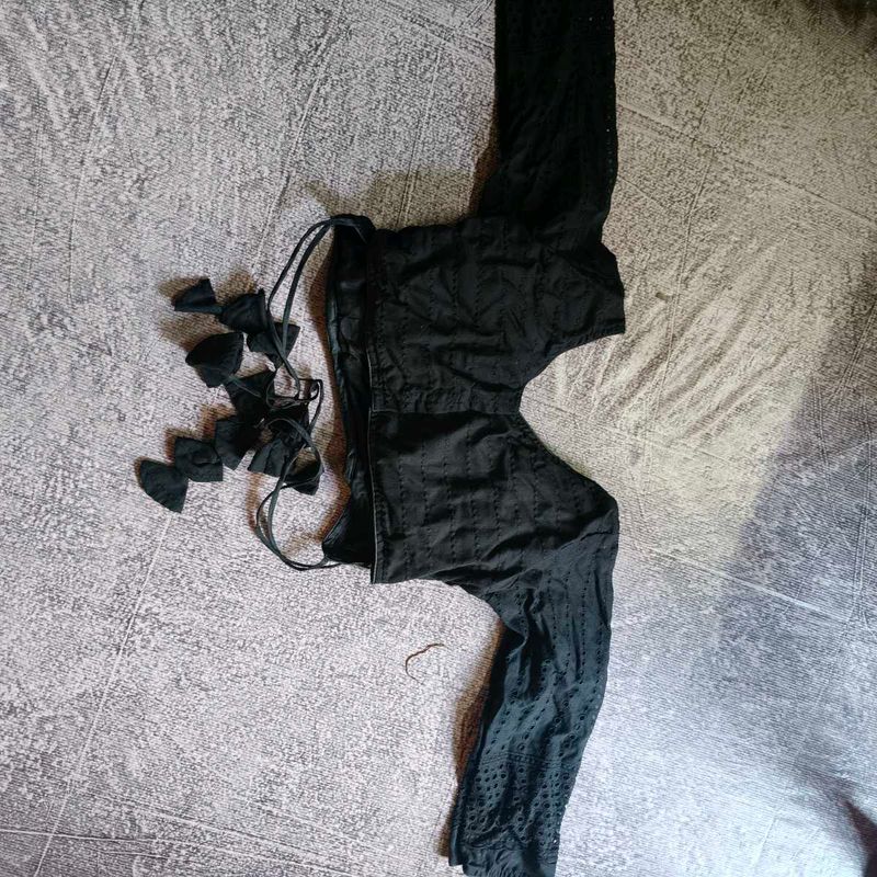 Elegant Black haakuba blouse