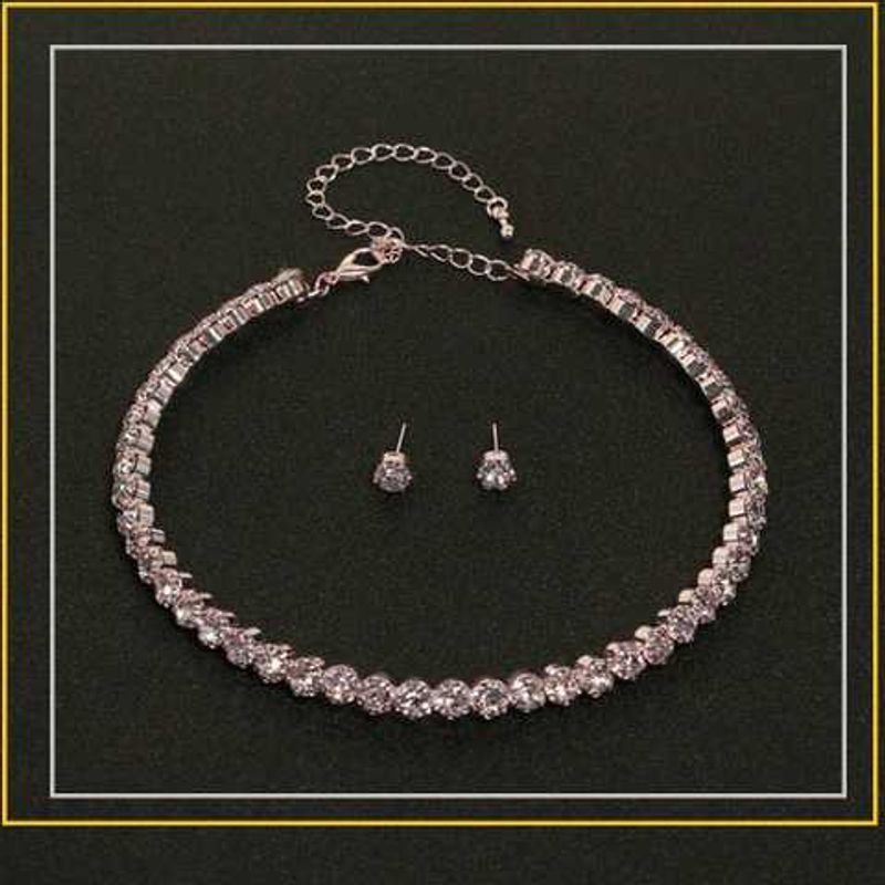 Sparkling Necklace &amp; Earring Set