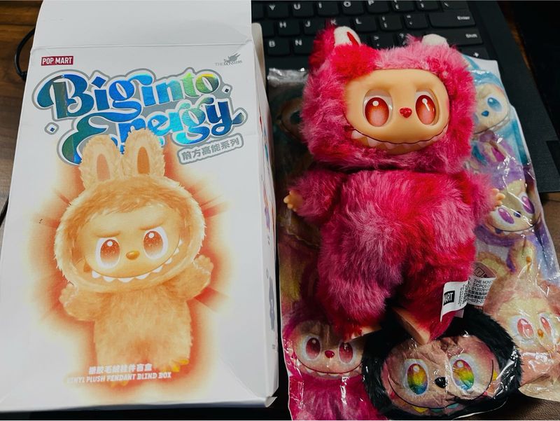 Viral Lububu Doll