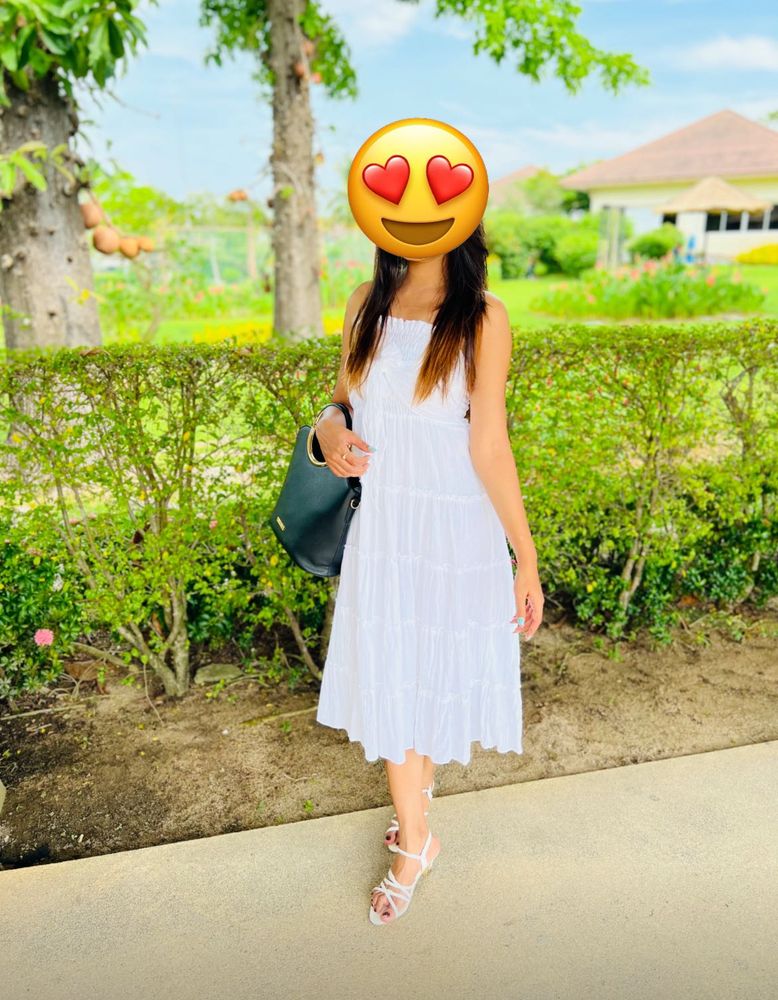 Beautiful Pre-Loved Budget-Friendly Dress