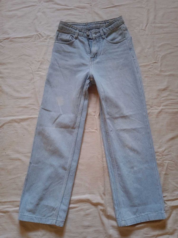 Light Wash Wide Leg Jeans