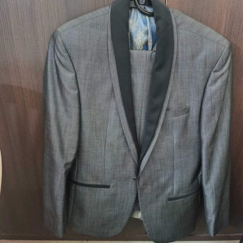 Louise Philippe Suit for Men