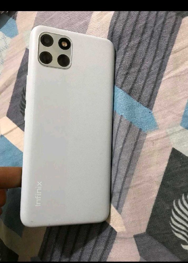 Infinix Smart 6hd excellent Smartphone