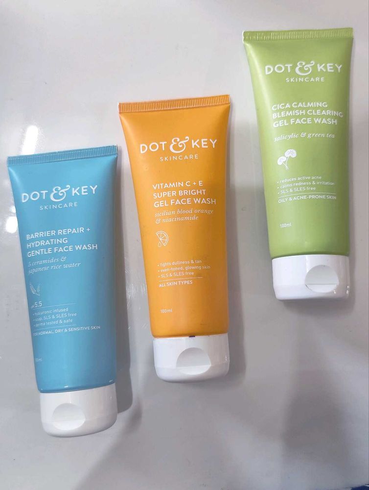 Dot &amp; Key Face Wash Set