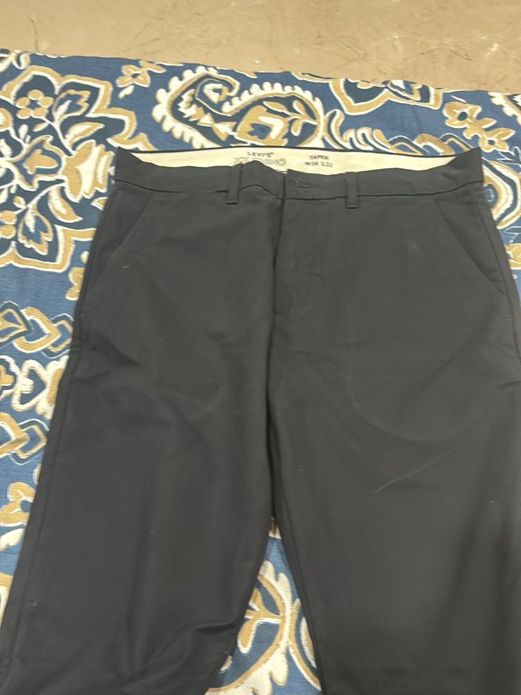 Levi&#39;s Chinos